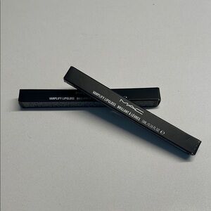 MAC Vamplify Lipgloss